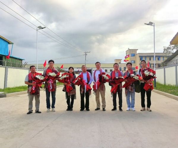 ��������Эʢȫ������ϯһ�е�����������˿�񣨼���կ����ҵ԰